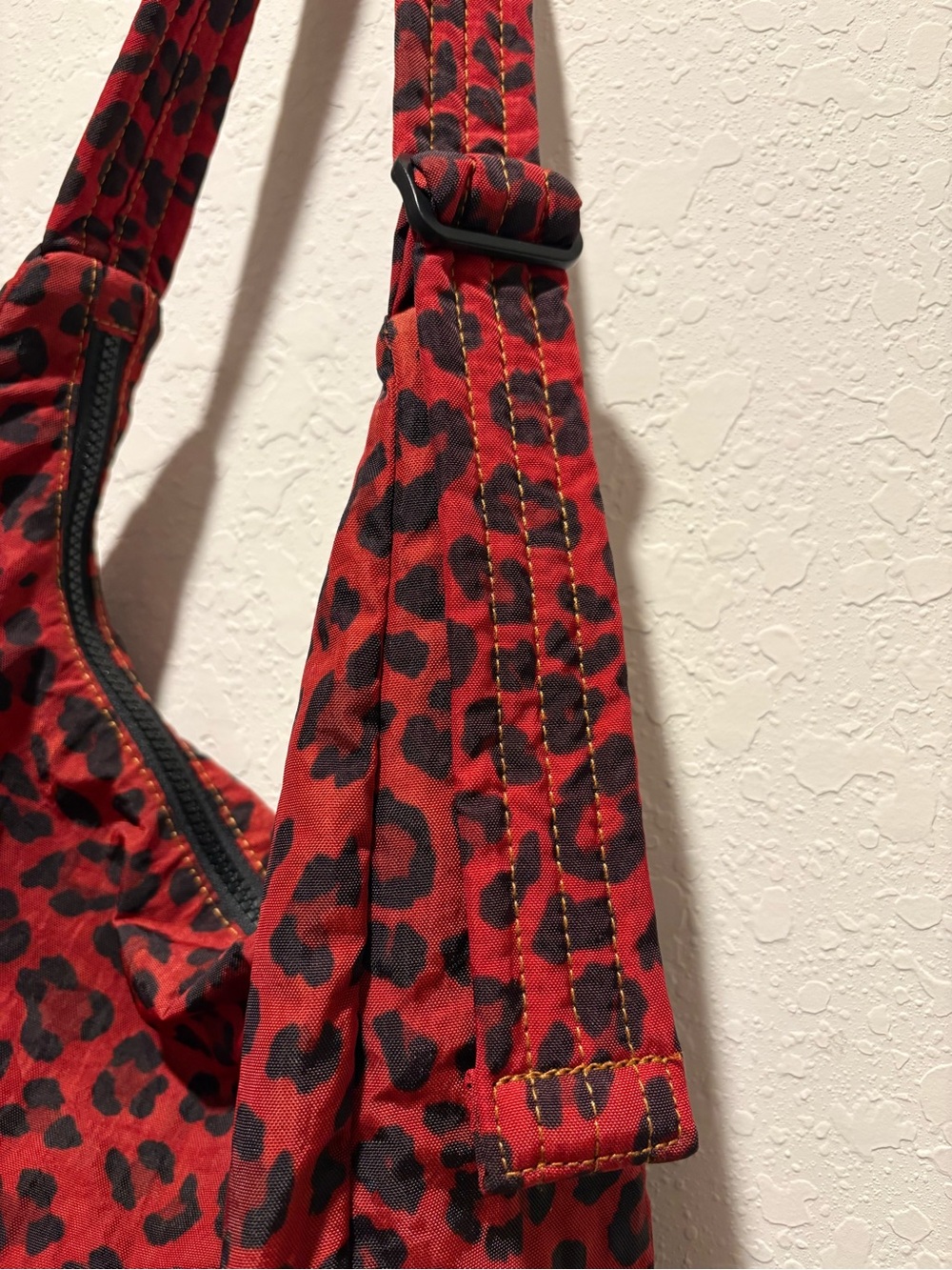 Baggu Large Shoulder Bag in Custom Dye (Leopard Print) - Picture 3 of 6